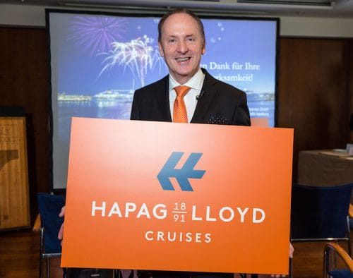 Karl J. Pojer 2016 mit dem neuen Hapag-Lloyd Cruises Logo / © Hapag Lloyd Cruises