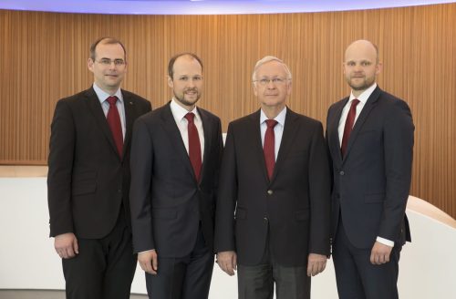 Die Geschäftsführung der Meyer Werft (v.l.n.r.): Thomas Weigend, Dr. Jan Meyer, Bernard
Meyer und Tim Meyer © Meyer Werft